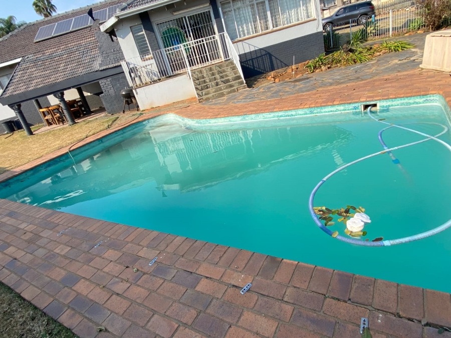 4 Bedroom Property for Sale in Protea Park North West